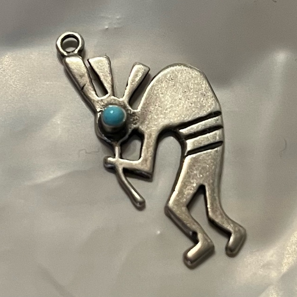 Vintage Masha Navajo flute player charm. Sterling Silver